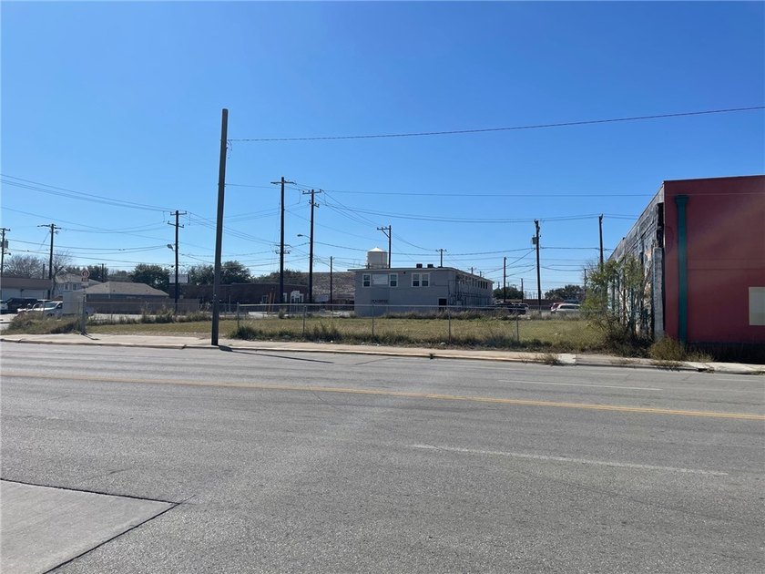 Great Commercial Corner Lots side by side! Addresses 1231 &amp; 1235 - photo 2