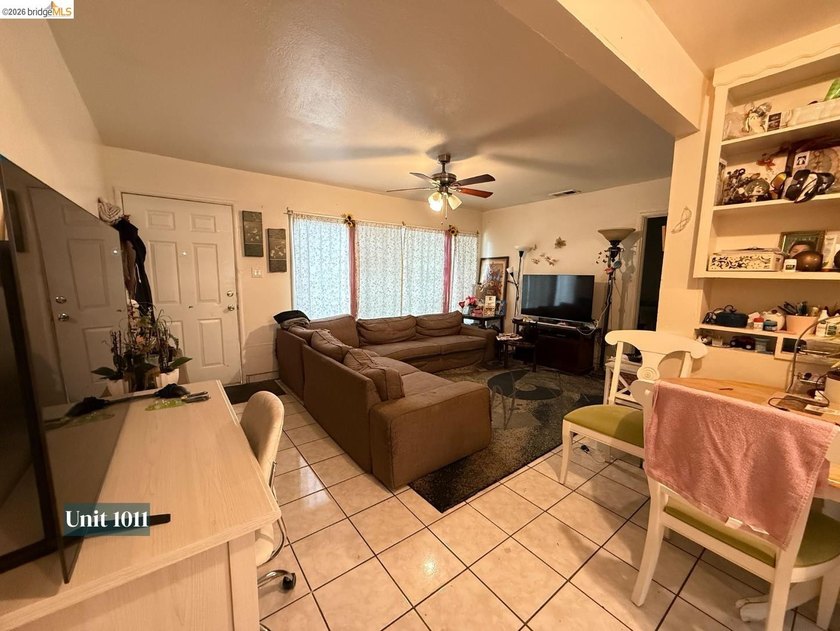 Exceptional duplex opportunity in Richmond offering the perfect - photo 30
