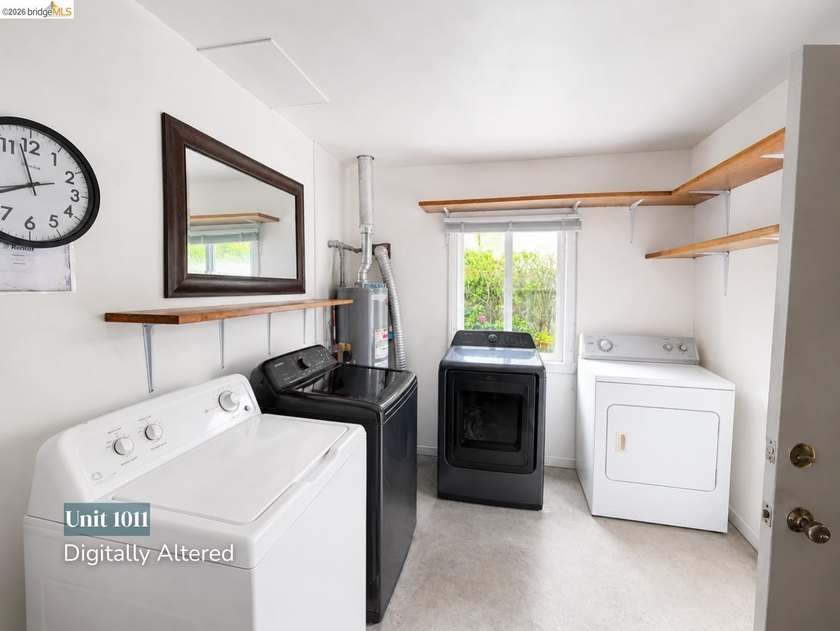 Exceptional duplex opportunity in Richmond offering the perfect - photo 37