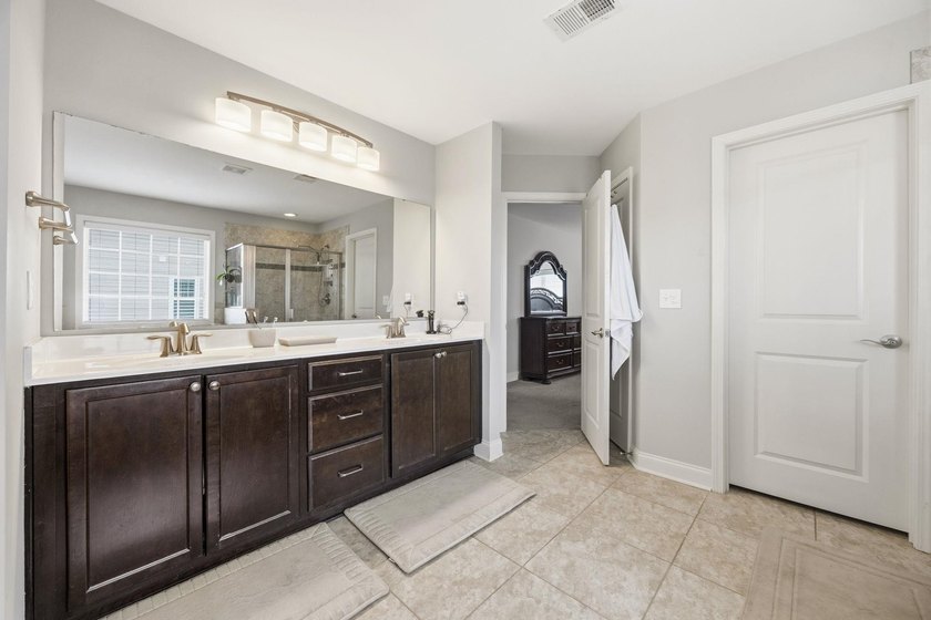 Welcome to a beautifully maintained residence in the heart of - photo 32