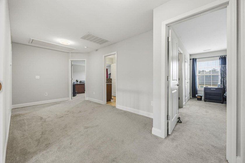 Welcome to a beautifully maintained residence in the heart of - photo 45