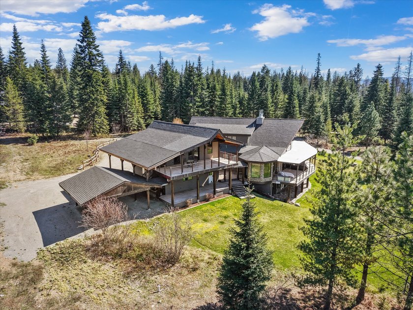 Welcome to 15 Copper Ridge Road in beautiful Trout Creek. This - photo 4