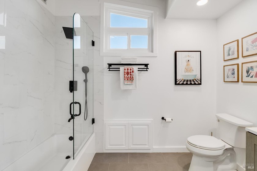 Rare 5 bedroom opportunity in the coveted Corte Madera flats - photo 21