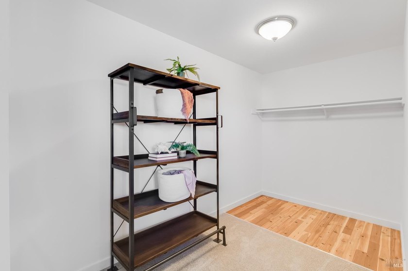 Rare 5 bedroom opportunity in the coveted Corte Madera flats - photo 31