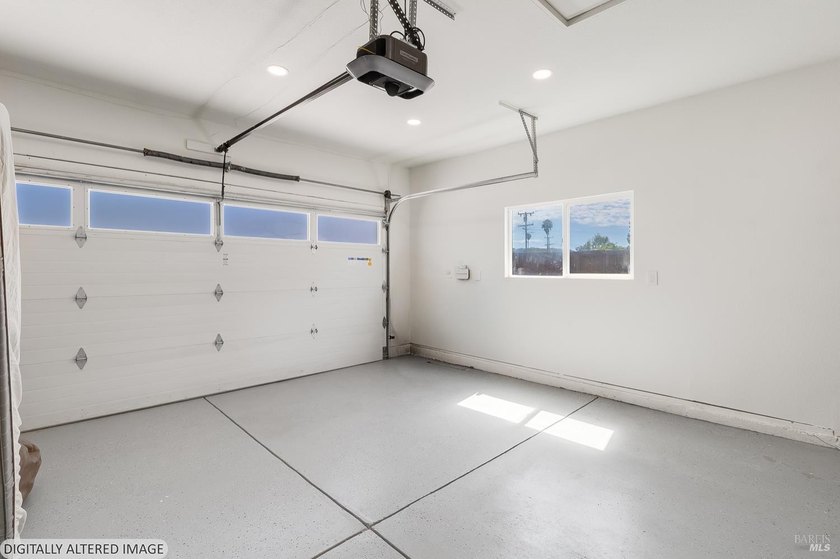 Rare 5 bedroom opportunity in the coveted Corte Madera flats - photo 32