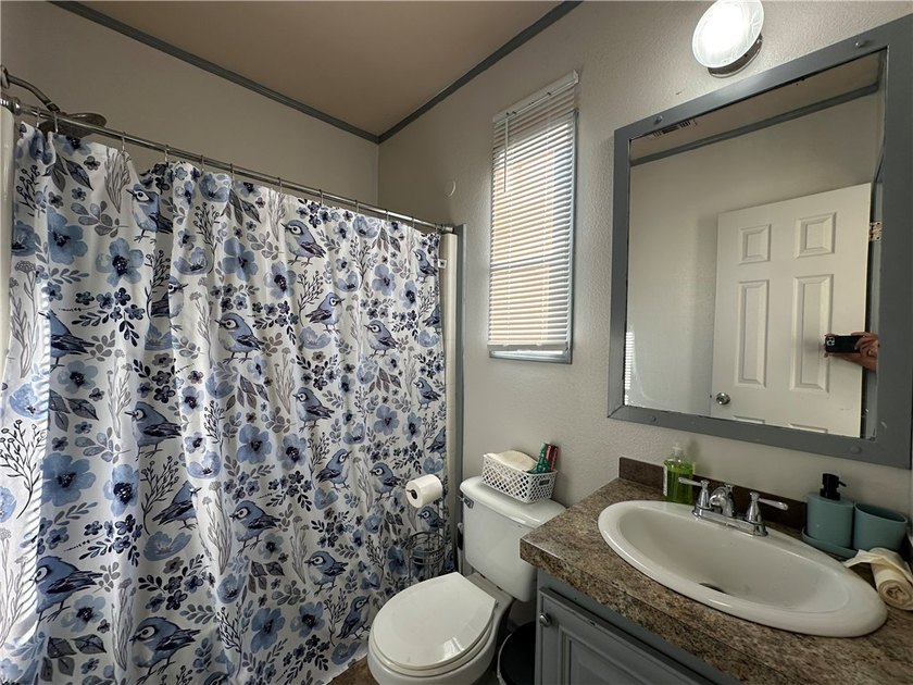 Welcome to this well-maintained 3-bedroom, 2-bath mobile home - photo 19