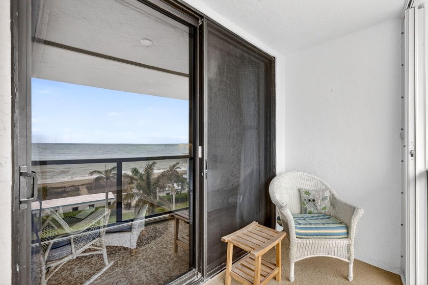 DIRECT OCEAN VIEWS! Stunning turquoise ocean views from this 6th - photo 38