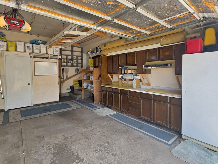 PRICE DROP! Price reduced by $10,000 AND seller will pay $20,000 - photo 38