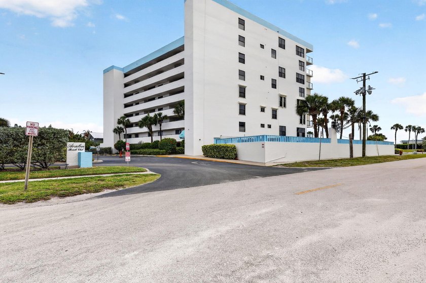 DIRECT OCEAN VIEWS! Stunning turquoise ocean views from this 6th - photo 42
