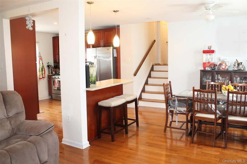 Welcome to your new home- a beautifully maintained and fully - photo 21