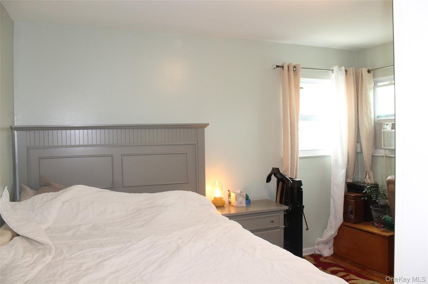 Welcome to your new home- a beautifully maintained and fully - photo 28