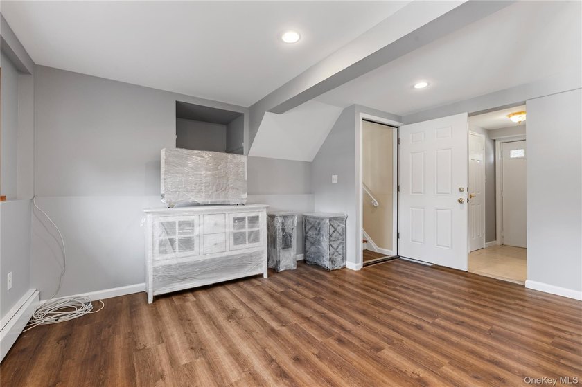 Welcome to 3951 Bernice Road in Seaford! Nestled on a quiet - photo 15