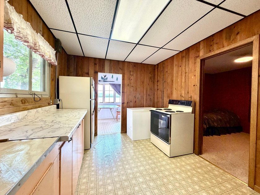 Enjoy the timeless charm of lake life at this nostalgic retreat - photo 21