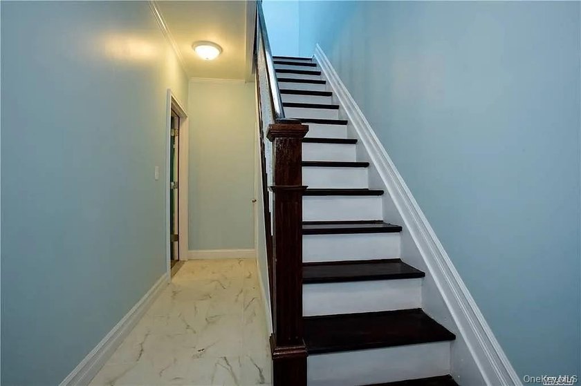 Amazing Turn Key 2 family renovated brick building with 2nd - photo 4