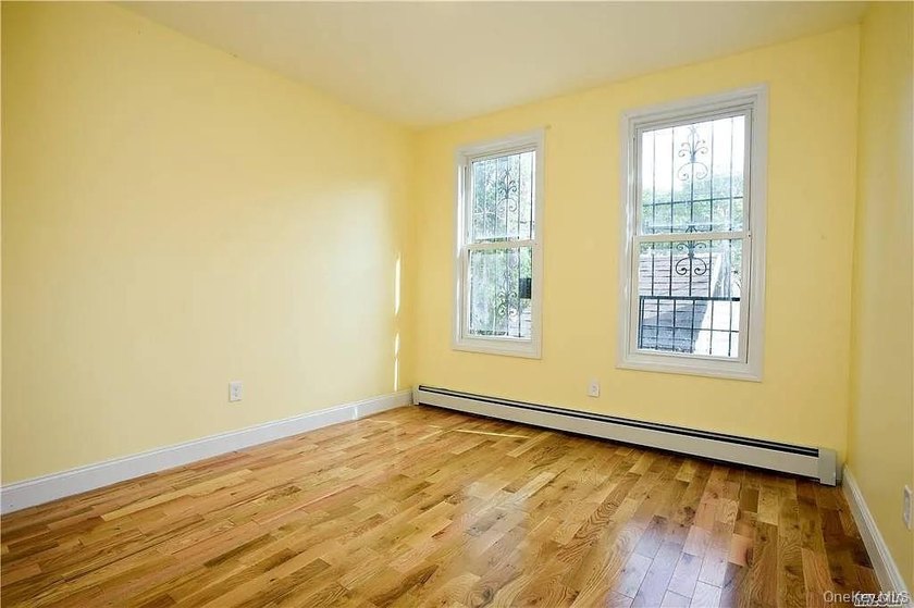Amazing Turn Key 2 family renovated brick building with 2nd - photo 5