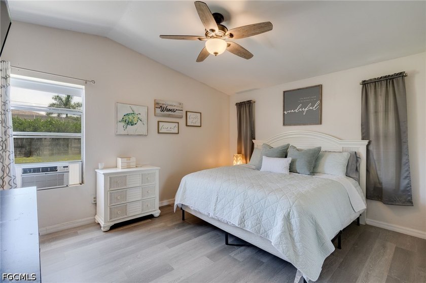 Welcome to your future home in this desirable SW Cape Coral area - photo 12