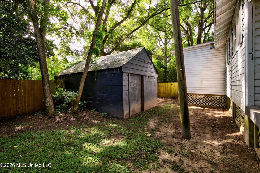 Fall in love with the rustic cottage charm and cozy feel of this - photo 29