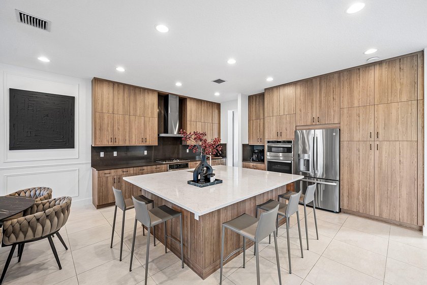 A masterfully upgraded contemporary home with a private resort - photo 13