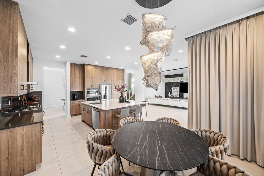 A masterfully upgraded contemporary home with a private resort - photo 15