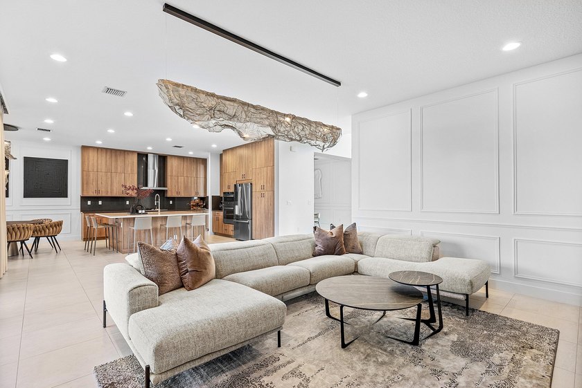 A masterfully upgraded contemporary home with a private resort - photo 18