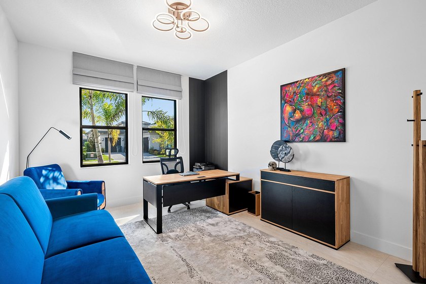 A masterfully upgraded contemporary home with a private resort - photo 21