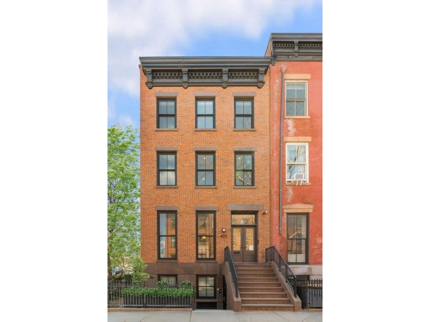 435 Henry Street is one of the most remarkable townhouses in - photo 24