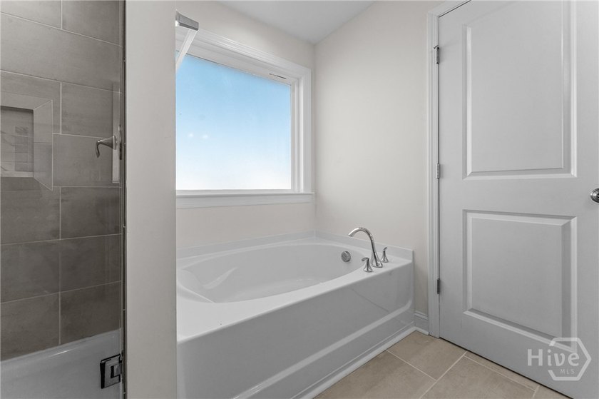 Welcome to the Gaston plan in the desirable Alder Grove - photo 32