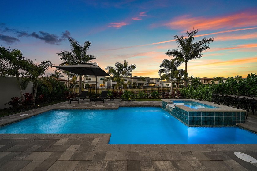 A masterfully upgraded contemporary home with a private resort - photo 57