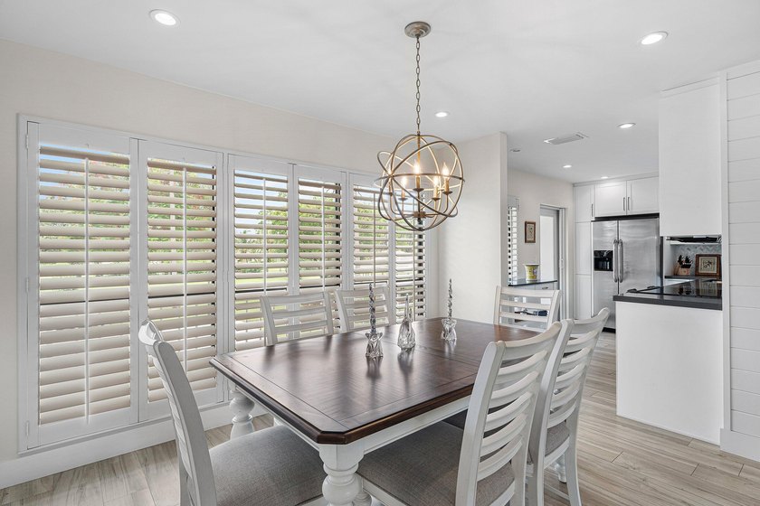 Beautifully updated 2-bedroom, 2-bath second-floor residence in - photo 12