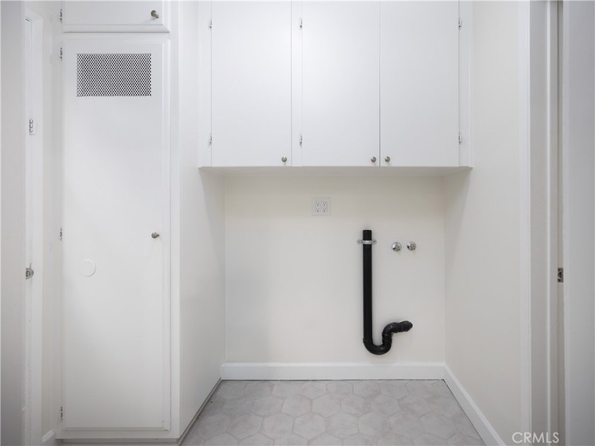 Single Story Stunner Now Available! Perfectly positioned in a - photo 21
