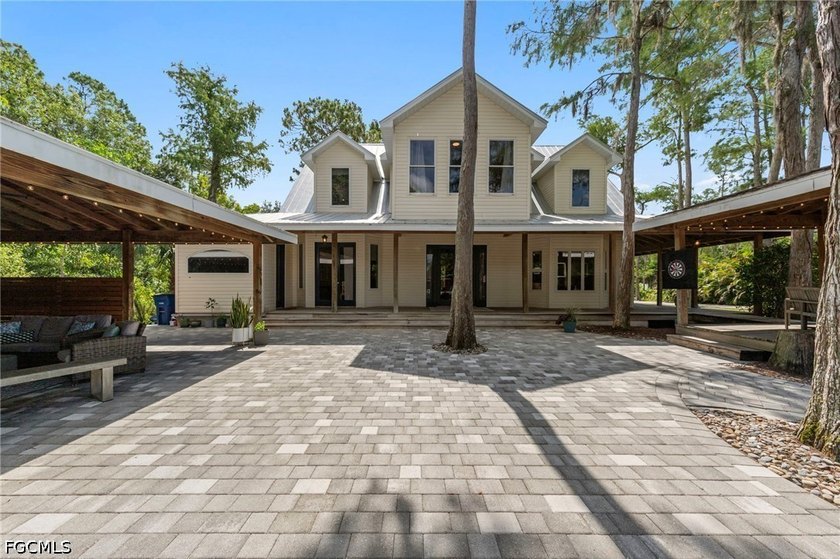 Tucked behind a private gated entrance on a lush 2.5 acre wooded - photo 38