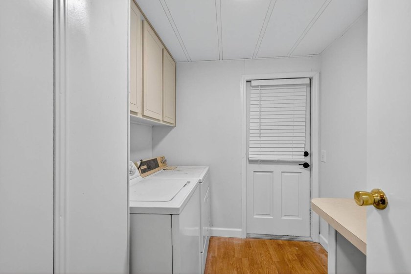 SELLER WILL PAY THE FIRST 4 MONTHS RENT ON THE LEASE WITH - photo 12