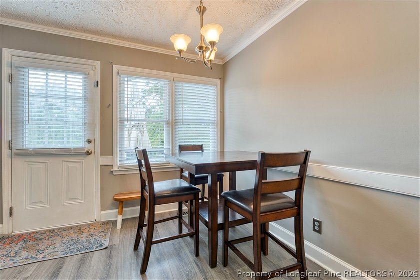 Welcome home to this beautifully maintained 3-bedroom, 2.5-bath - photo 7