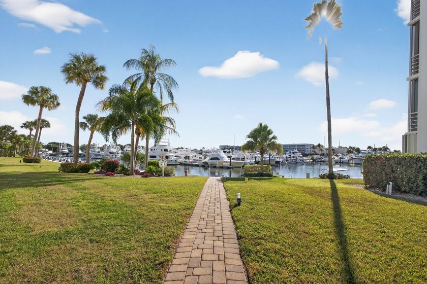 Enjoy exceptional waterfront living in this beautifully - photo 25