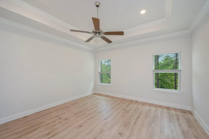 Need space and a great location at an affordable monthly - photo 15