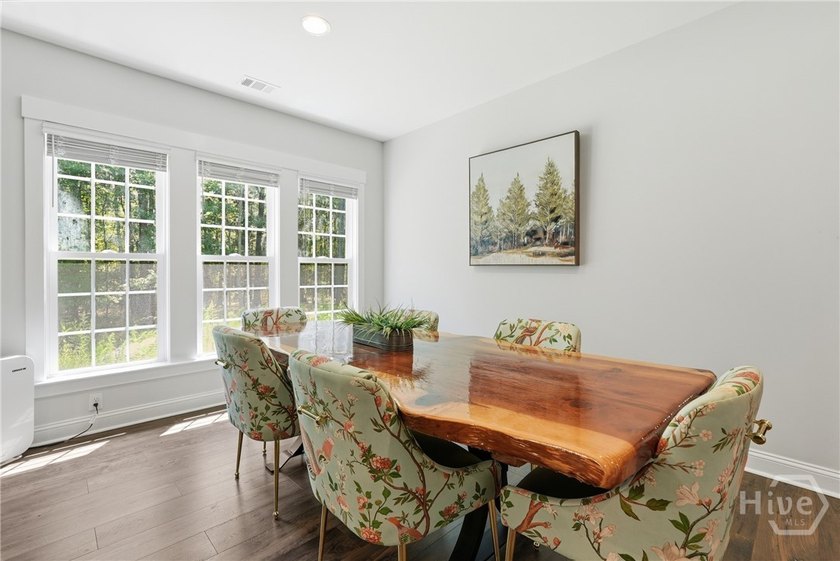 Welcome to 19 Serenity Point! Builder's personal, custom home on - photo 14