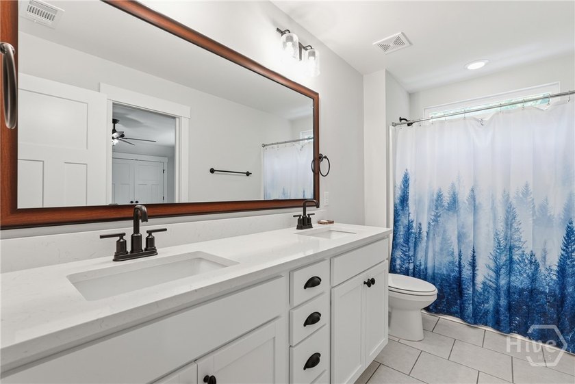 Welcome to 19 Serenity Point! Builder's personal, custom home on - photo 34