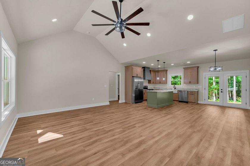 Nothing better than owning a new home on a very private - photo 7