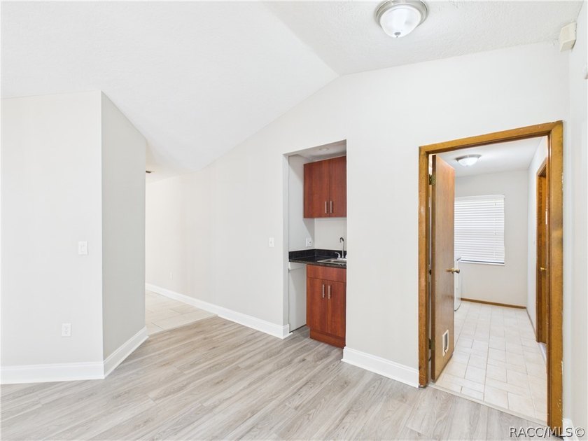 Welcome to 7256 Royal Oak Dr. This 3/2/2 offers the perfect - photo 14