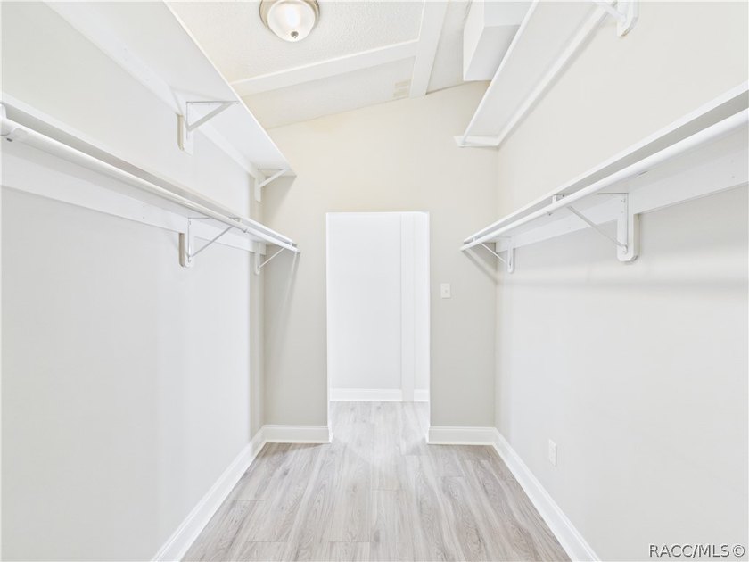 Welcome to 7256 Royal Oak Dr. This 3/2/2 offers the perfect - photo 31