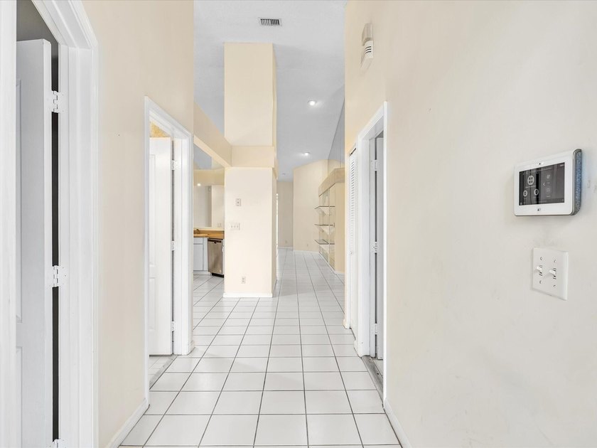 Welcome to this charming villa in Boca Raton's highly - photo 5