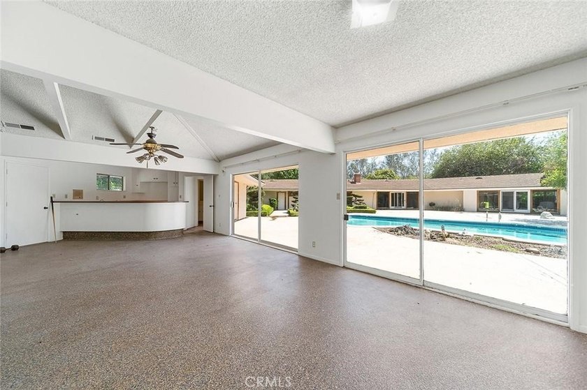Welcome to the prestigious Mesa Oaks community of Covina, where - photo 14