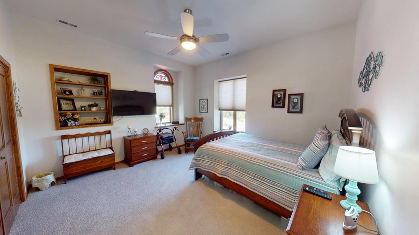 Step into this beautifully updated 2 bedroom, 2 bath condo that - photo 14