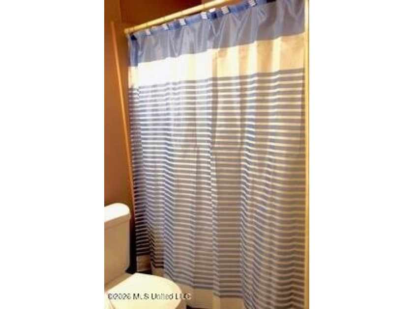 Great First time Home Buyer or Investor looking for a ready made - photo 18