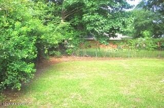 Great First time Home Buyer or Investor looking for a ready made - photo 21
