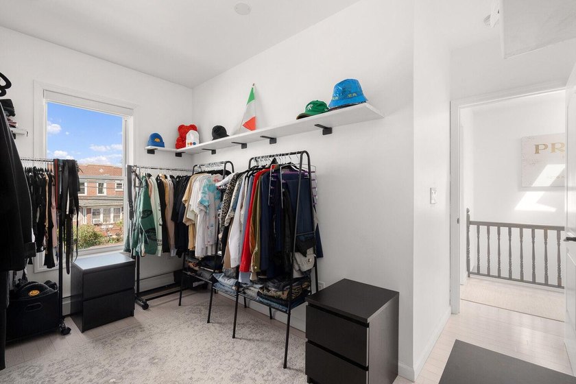 **50-61 46th Street - Sunnyside, Queens** **GUT-RENOVATED - photo 7