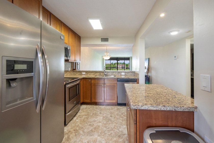 Active Adult Community Move In Ready Condo Awaits You! Knockdown - photo 19