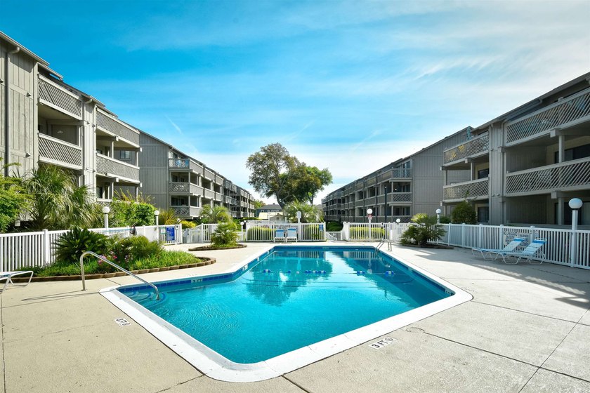 Location! Location! Location! Welcome to this 2 bedroom 2 bath - photo 33