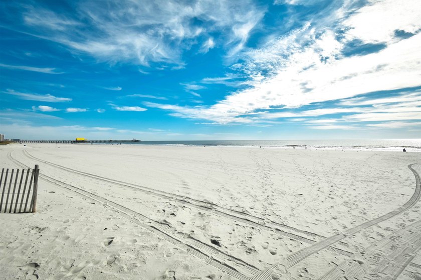Location! Location! Location! Welcome to this 2 bedroom 2 bath - photo 35