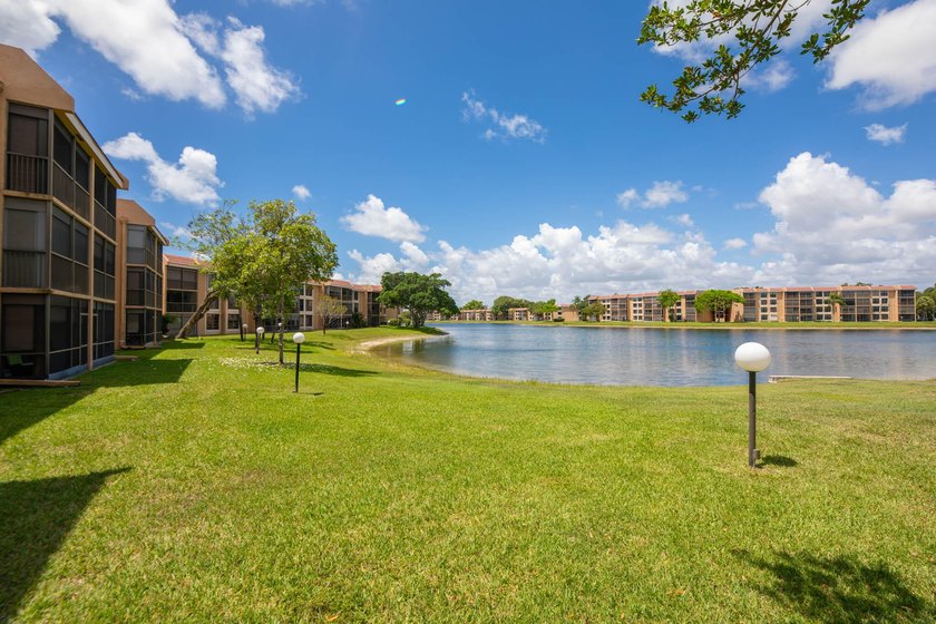Active Adult Community Move In Ready Condo Awaits You! Knockdown - photo 41